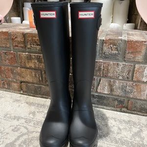 Hunter Tall Rainboots Boots - Black, size 9